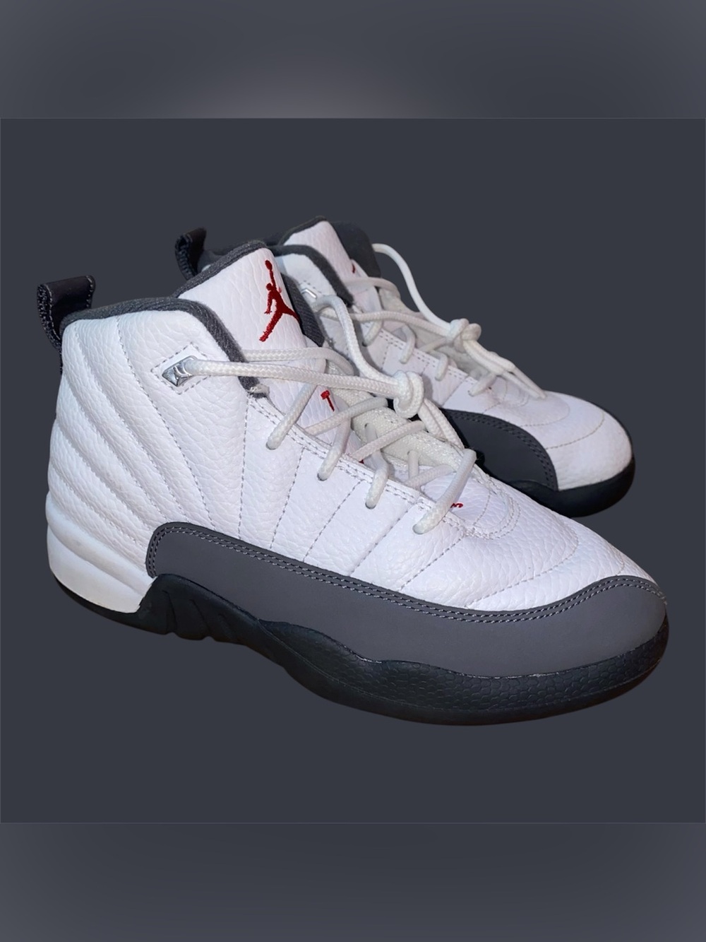 Nike Air Jordan 12 Retro White Dark Grey PS 151186-160 Size 1.5Y